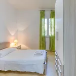 Incanto Luxury E فيلة